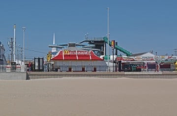 North Cyprus News | Ercan Airport International Fast Food Chains