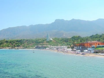 North Cyprus News | Luxurious Hotel at Escape Beach